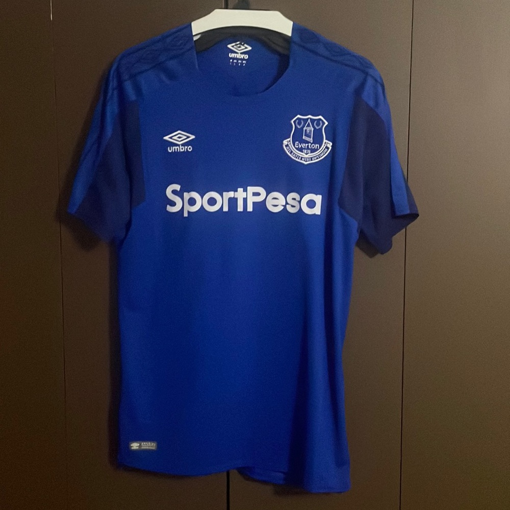 NWT Everton Team Jersey